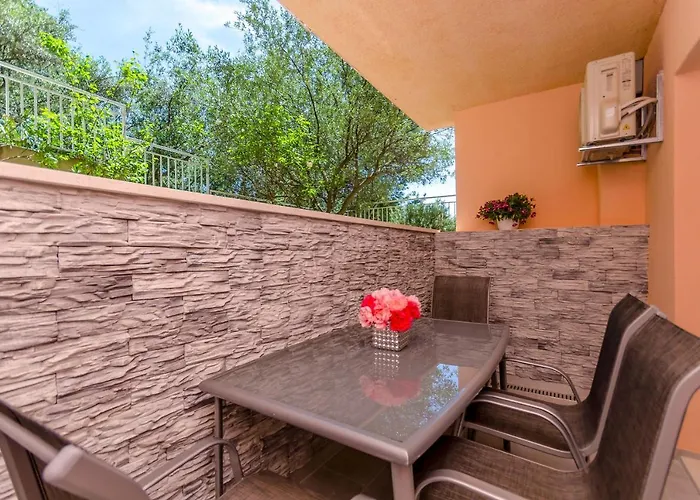 Διαμέρισμα Mia *