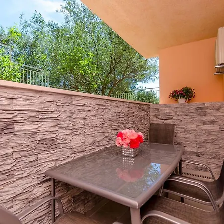 Апартаменты Mia *