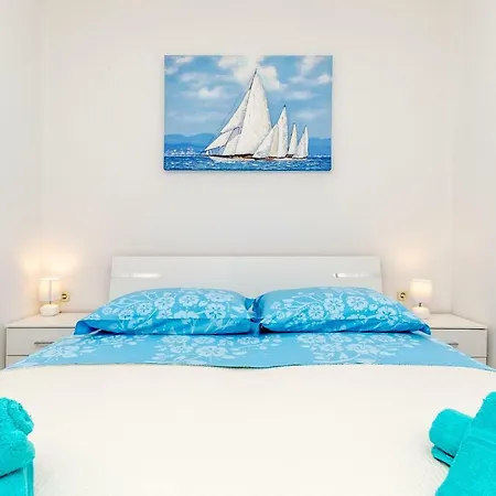 Mia Апартаменты